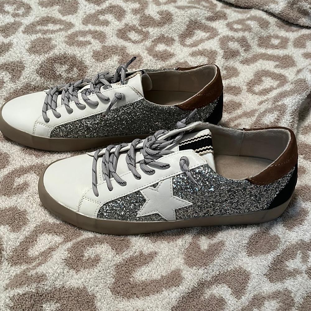 ShuShop Paula Silver Sparkle Sneakers Size 9 NWOT